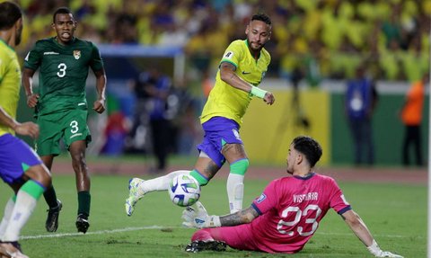 FOTO: Pecahkan Rekor Pele, Neymar Jadi Top Skor Sepanjang Masa Timnas Brasil