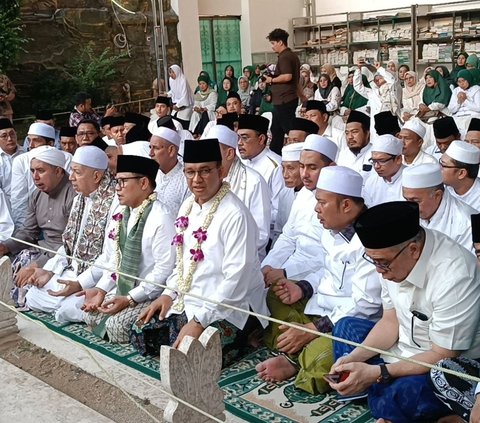 Ini Alasan Cak Imin Ajak Anies Ziarah ke Makam Sunan Ampel