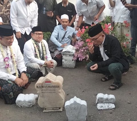 Ini Alasan Cak Imin Ajak Anies Ziarah ke Makam Sunan Ampel