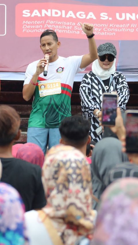 Harga Beras Naik, Sandiaga Uno Gelar Sembako Murah di Padang