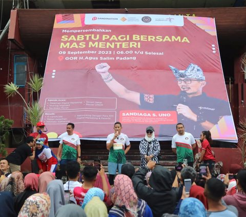 Harga Beras Naik, Sandiaga Uno Gelar Sembako Murah di Padang