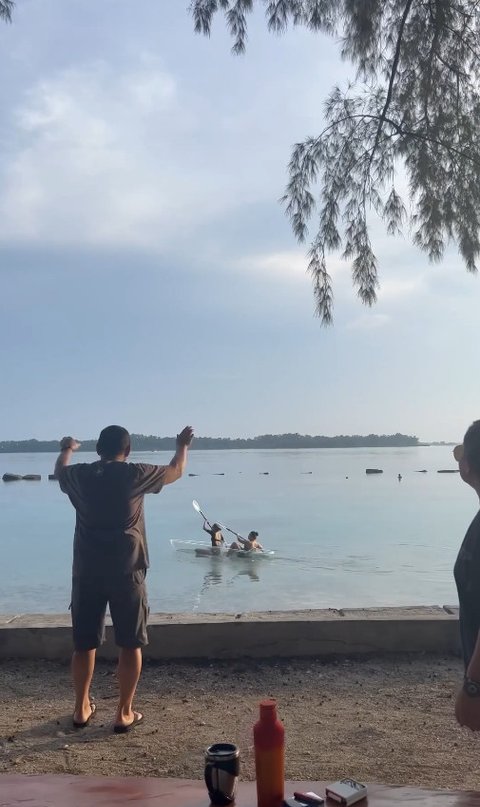 Liburan Mewah Mayangsari Bareng Keluarga di Pulau Pribadi, Nikmati Sunset di Atas Yacht