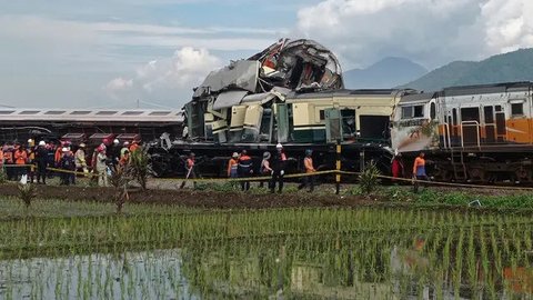 Portrait of the Latest Condition of Bandung Raya Train vs Turangga Train Crash, 3 Crew Members Killed!