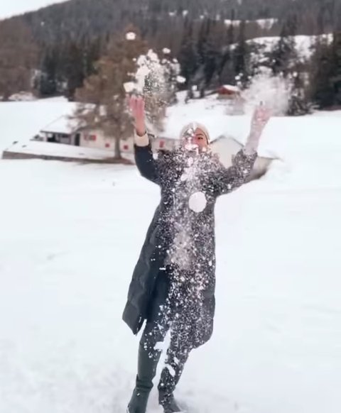 Bermain Salju di Swiss
