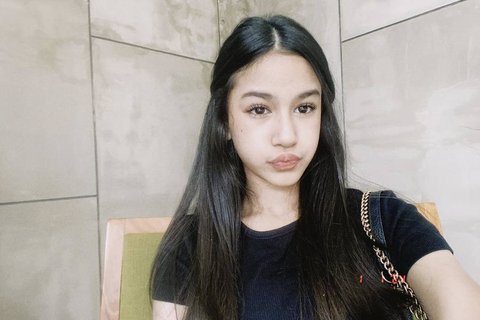 Sudah Remaja dan Cantik, Potret Najla Gathan Anak Dina Lorenza yang Jarang Tersorot