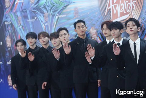 Potret Member SEVENTEEN yang Memenangkan Best Album Daesang di Golden Disc Awards 2024