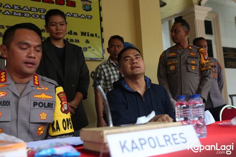 Sempat Mendekam di Kantor Polisi, ini Foto-foto Saipul Jamil Setelah Akhirnya Dibebaskan