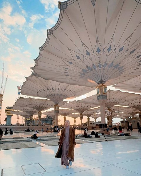 OOTD BCL Selama di Masjid Nabawi