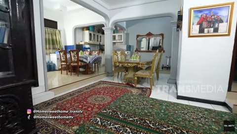 Luas dan Megah dengan Interior Bernuansa Emas, Potret Rumah Ustaz Maulana yang Tak Pernah Tersorot