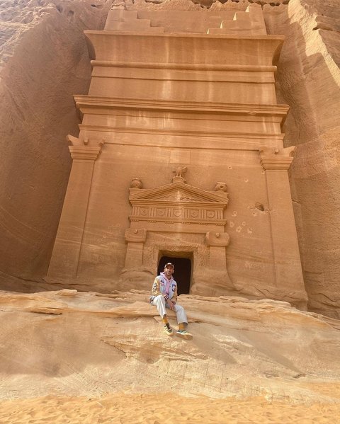 Not slandered like BCL, Take a peek at Reza Zakarya's Vacation Photos in Al Ula