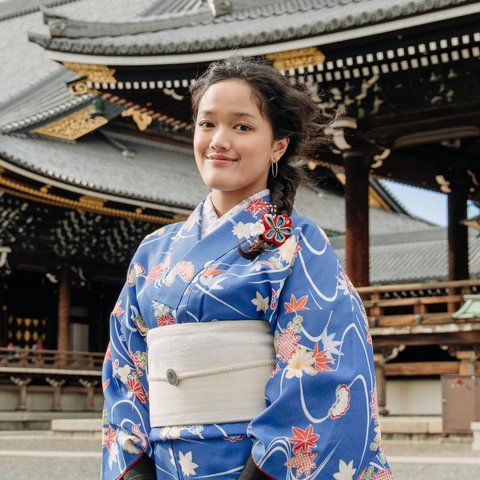 8 Potret Foto Keluarga Andhika Pratama dan Ussy Kompak Pakai Kimono saat Liburan di Jepang