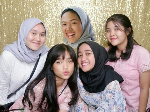 Potret Fuji Bareng Bestie yang Jadi Saksi Perjalanan Kariernya Sebagai Artis, Dekat Sejak 2018