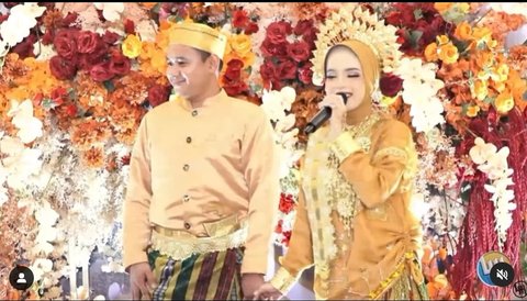 Netizen Akhirnya Tahu 2 Miliar Sebanyak Apa, Ini 8 Potret Suasana Prosesi Hantaran Uang Panai Putri Isnari