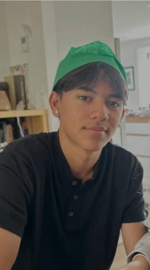 Makin Ganteng & Tinggi Mirip Sang Papa, Potret Transformasi Jason Anak Andrew White yang Kini 17 Tahun