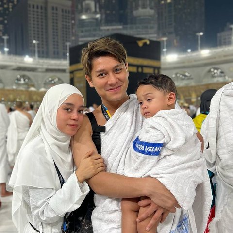 Cute Banget! Potret Levian Anak Lesti dan Rizky Billar saat Ikut Ibadah Umrah, Kenakan Pakaian Ihram