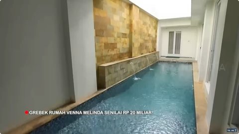 Mewah Berharga Rp20 Miliar, 10 Potret Rumah Venna Melinda yang Estetik & Sempat Kosong Selama 8 Tahun