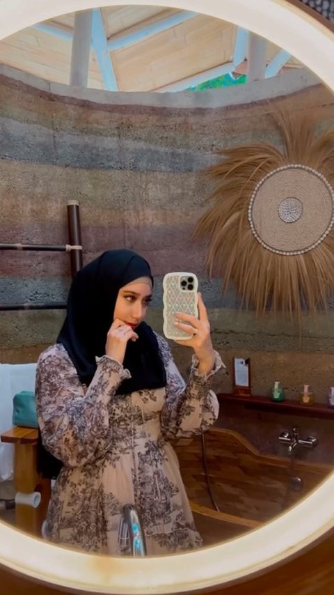 Late Post Tapi Estetik, 8 Foto Bulan Madu Tengku Anataya Anak Cindy Fatikasari Yang Romantis Setelah Halal