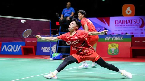 FOTO: Keharuan Daniel Martin Jadi Juara Indonesia Masters 2024 Bersama Leo Carnando Usai Tekuk Pasangan Denmark