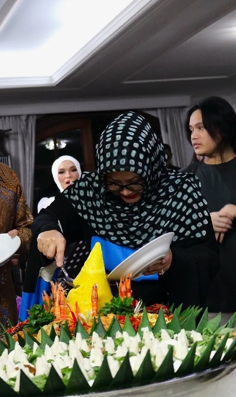 Potret Cantik & Elegan Mayangsari Hadiri Ultah Tutut Soeharto, Akrab Banget sama Keluarga Cendana