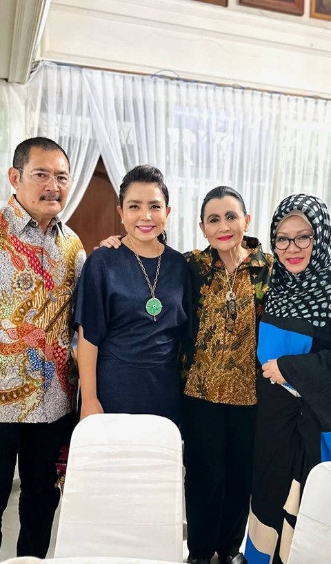 Potret Cantik & Elegan Mayangsari Hadiri Ultah Tutut Soeharto, Akrab Banget sama Keluarga Cendana