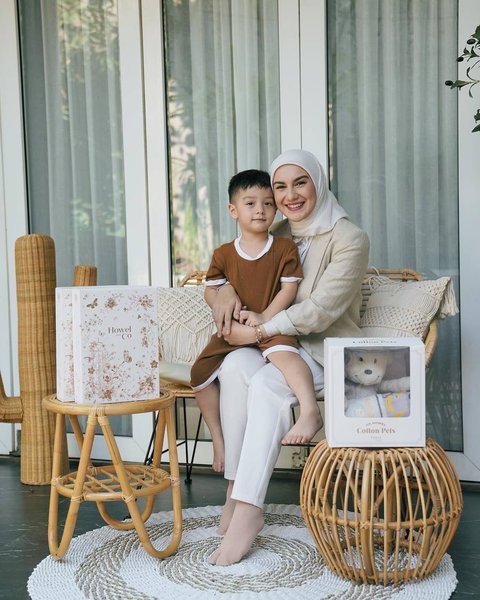 Potret Ganteng Air Rumi Anak Irish Bella Alami Tantrum Mendadak Hingga Dibawa ke Psikolog, Kenapa?