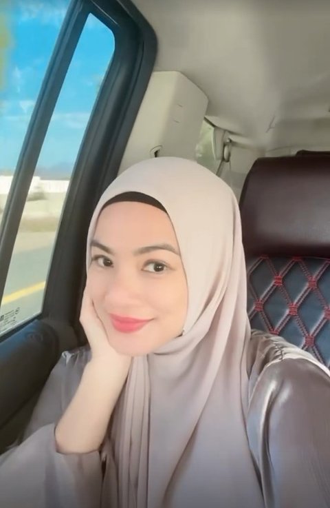 Cantik Berhijab