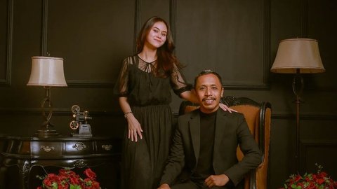 Dikenal Adem Ayem, Begini Perjalanan Cinta Furry Setya dan Dwinda Ratna yang Telah Resmi Bercerai