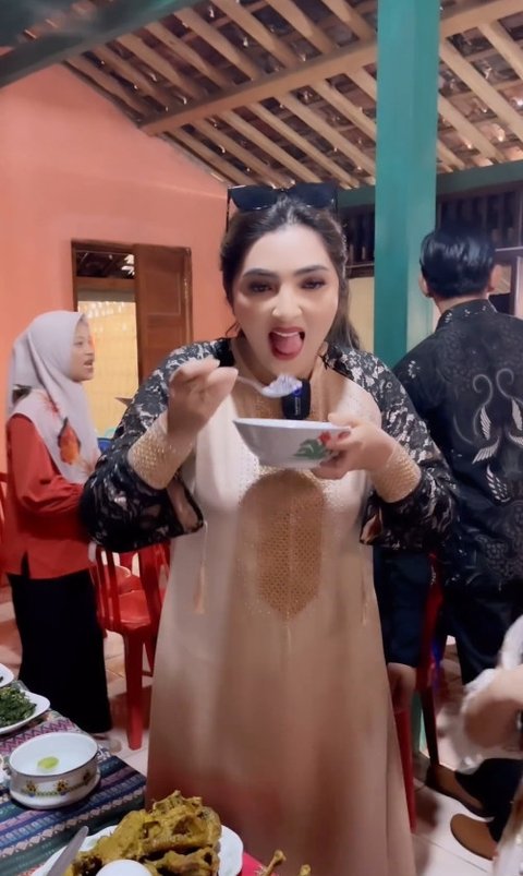 Makan Sederhana