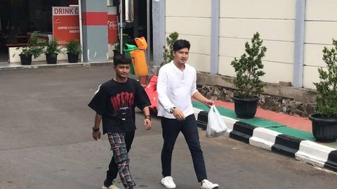 Ammar Zoni Dibui, Aditya Zoni Akui Siap Gantikan Sang Kakak Nafkahi 2 Anak Irish Bella Rp10 Juta per Bulan