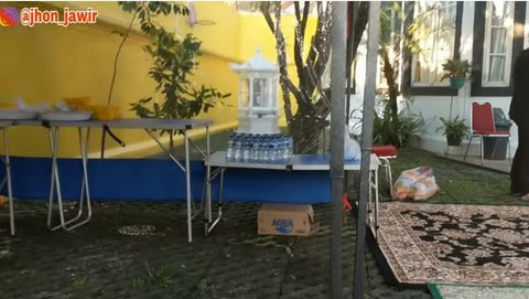 Tampil Nyentrik di Pemilihan DPD Jabar, Potret Rumah Komeng yang Cozy dan Jarang Tersorot
