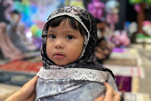 Potret Ameena Rayakan Ultah Ke-2 Tahun, Dapat Hadiah Mobil Mewah dari Atta Halilintar dan Aurel Hermansyah