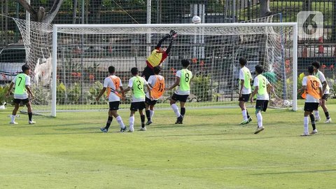 FOTO: Melihat Aksi Timnas Muda Jalani Seleksi Ketiga Pemusatan Latihan untuk Piala AFF U-16 di GBK