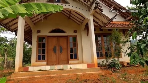 Potret Rumah Isye Sumarni Pemeran Emak di 'Preman Pensiun', 15 Tahun Terbengkalai dan Kini Kondisinya Memprihatinkan