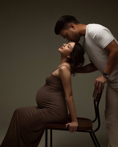 8 Potret Maternity Shoot Terbaru Jessica Mila yang Tuai Banyak Pujian, Aura Bumil Makin Terpancar dan Cantiknya Tak Main-main