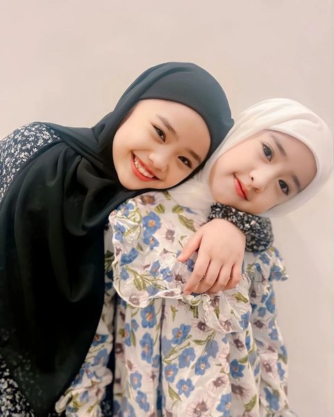 8 Potret Anak Artis Pakai Busana Muslim, Cantik Menggemaskan dari Anak Kartika Putri Sampai Aurel Hermansyah