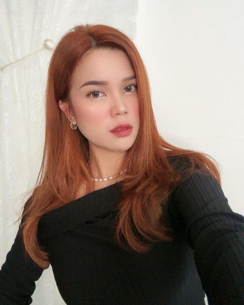 Tampil bak Idol Kpop, Potret Terbaru Sinta 'Keong Racun' Usai Ubah Warna Rambut Tuai Pujian