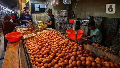FOTO: Harga Kebutuhan Pokok Melonjak di H-6 Jelang Idul Fitri