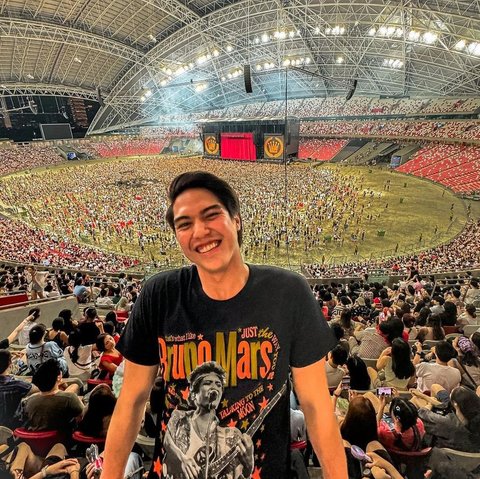 Potret Cantik dan Awet Mudanya Maia Estianty Nonton Bruno Mars di Singapura, Bak Kakak Beradik Bareng 3 Putra Gantengnya