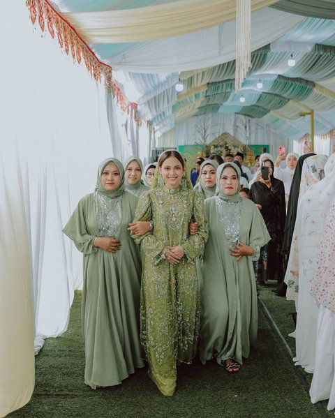 Cantiknya Putri Isnari di Acara Pengajian Pra Nikah, Pakai Baju Serba Hijau yang Anggun dan Elegan