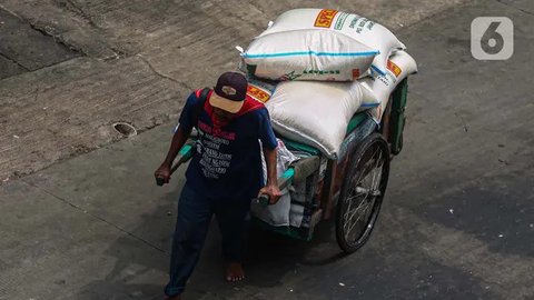 FOTO: Usai Lebaran, Harga Beras di Pasaran Masih Belum Stabil