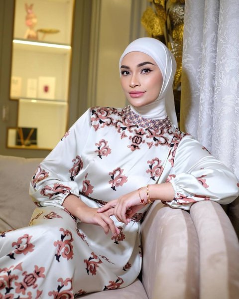 Fakta-fakta Menarik Putri Zulkifli Hasan Anak Menteri Perdagangan yang Dikabarkan Dekat dengan Verrell Bramasta