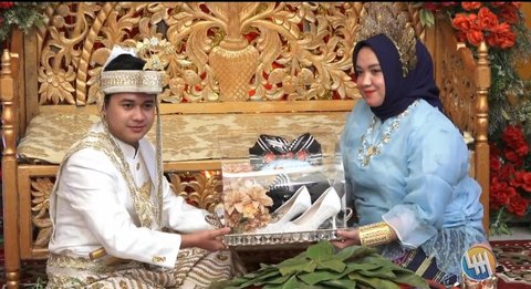 Potret Ganteng Abdul Azis Jalani Prosesi Malam Mapacci Jelang Pernikahannya dengan Putri Isnari