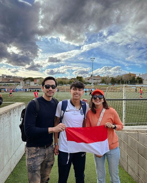 Sekolah Bola di Paris, Diego Putra Ganteng Darius dan Donna Agnesia Berhasil Gabung Timnas Indonesia U-16
