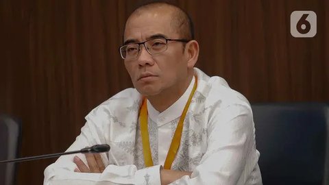 FOTO: Ekspresi Ketua KPU Kembali Hadapi Sidang Pelanggaran Kode Etik Pemilu di DKPP