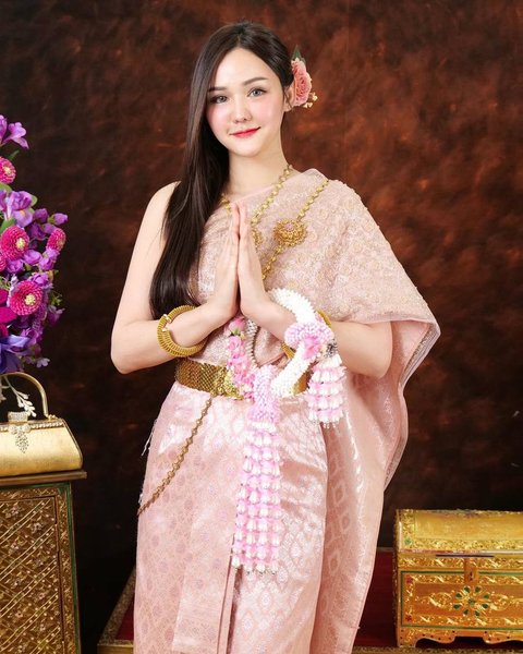 Potret Cantik Menawan Shandy Klisana Adik DJ Katty Butterfly, Selebgram Thailand yang Selalu Curi Perhatian