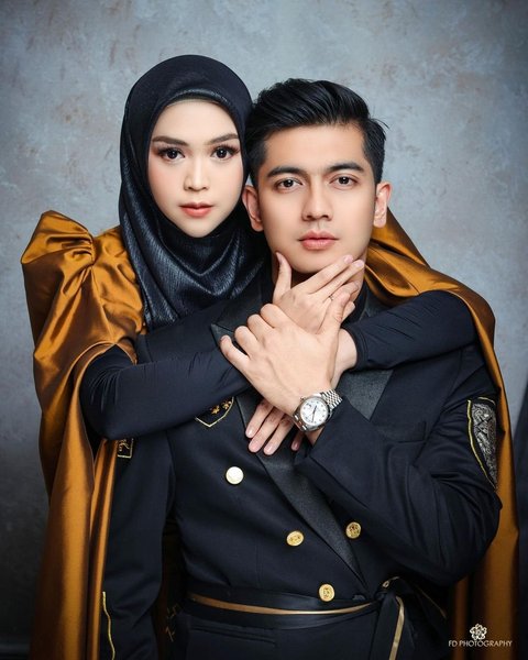 Sudah Resmi Bercerai, Potret Kenangan Ria Ricis dan Teuku Ryan yang Dulu Selalu Romantis