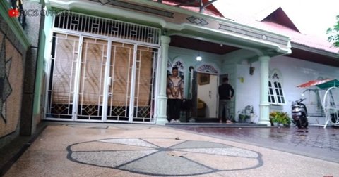 Jarang Tersorot, Potret Rumah Teuku Ryan Mantan Suami Ria Ricis yang Mewah Bernuansa Serba Emas di Aceh