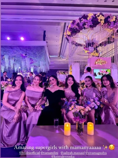 8 Portraits of Mahalini and Rizky Febian's Expensive Bridesmaids at the Reception Night that is Equally Stunning as the Bride