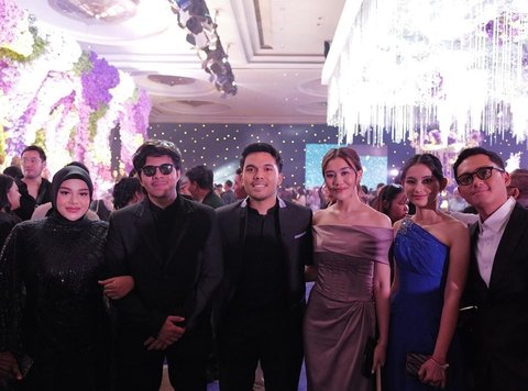 Cantiknya Aaliyah Massaid Jadi Bridesmaid Pernikahan Mahalini dan Rizky Febian, Mesra Bareng Thariq Halilintar