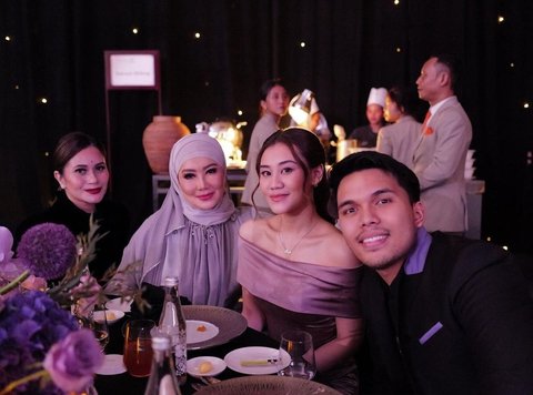 Cantiknya Aaliyah Massaid Jadi Bridesmaid Pernikahan Mahalini dan Rizky Febian, Mesra Bareng Thariq Halilintar